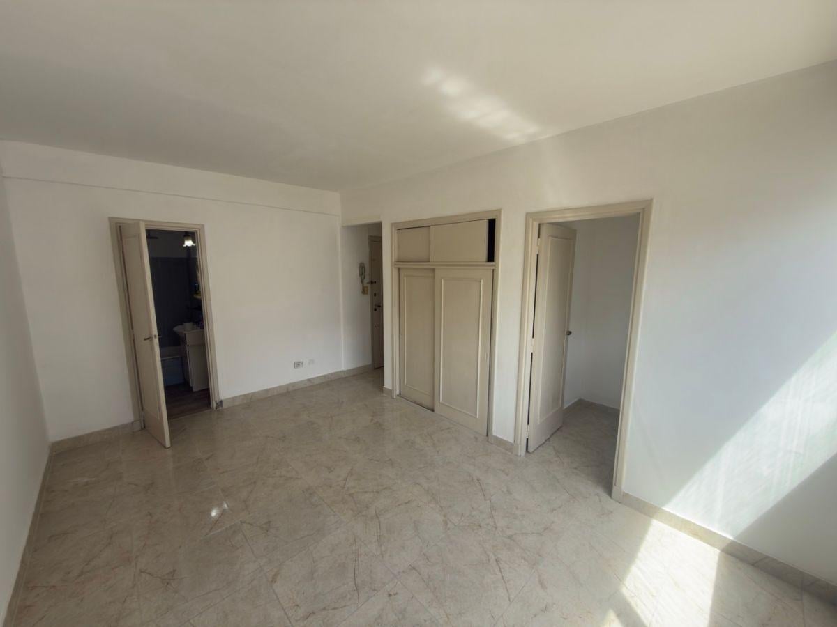 Foto de Venta monoambiente luminoso con cocina separada en zona Paseo Aldrey, imagen 5
