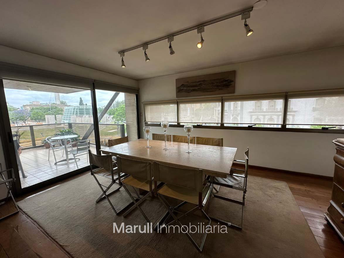 Semipiso en Venta Exclusivo Plaza España 4 Dorm. 3