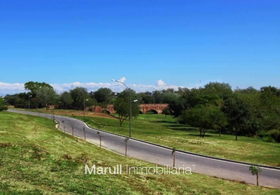 Prados de Manantiales Lote (apto dúplex) 300m2 fondo norte