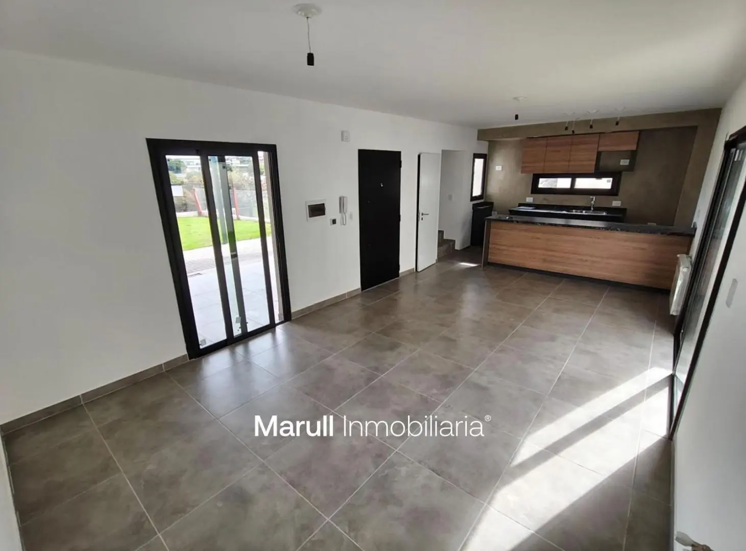 Duplex de 2 Dormitorios en Cuesta Colorada 4