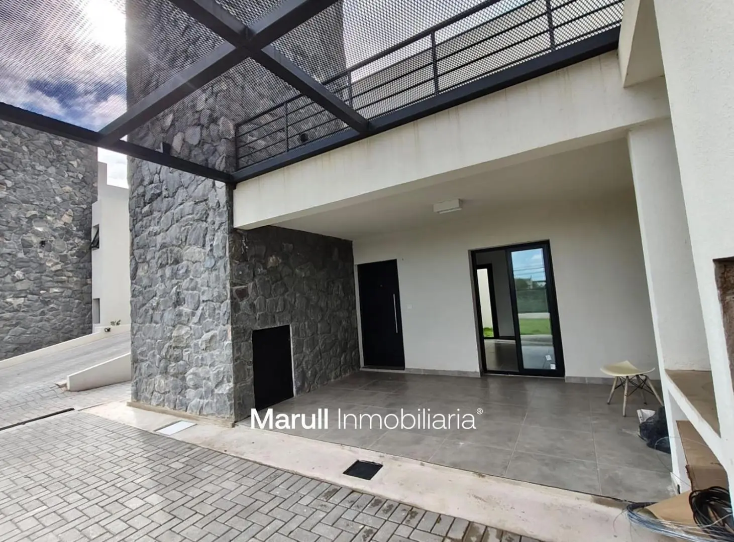 Duplex de 2 Dormitorios en Cuesta Colorada 2