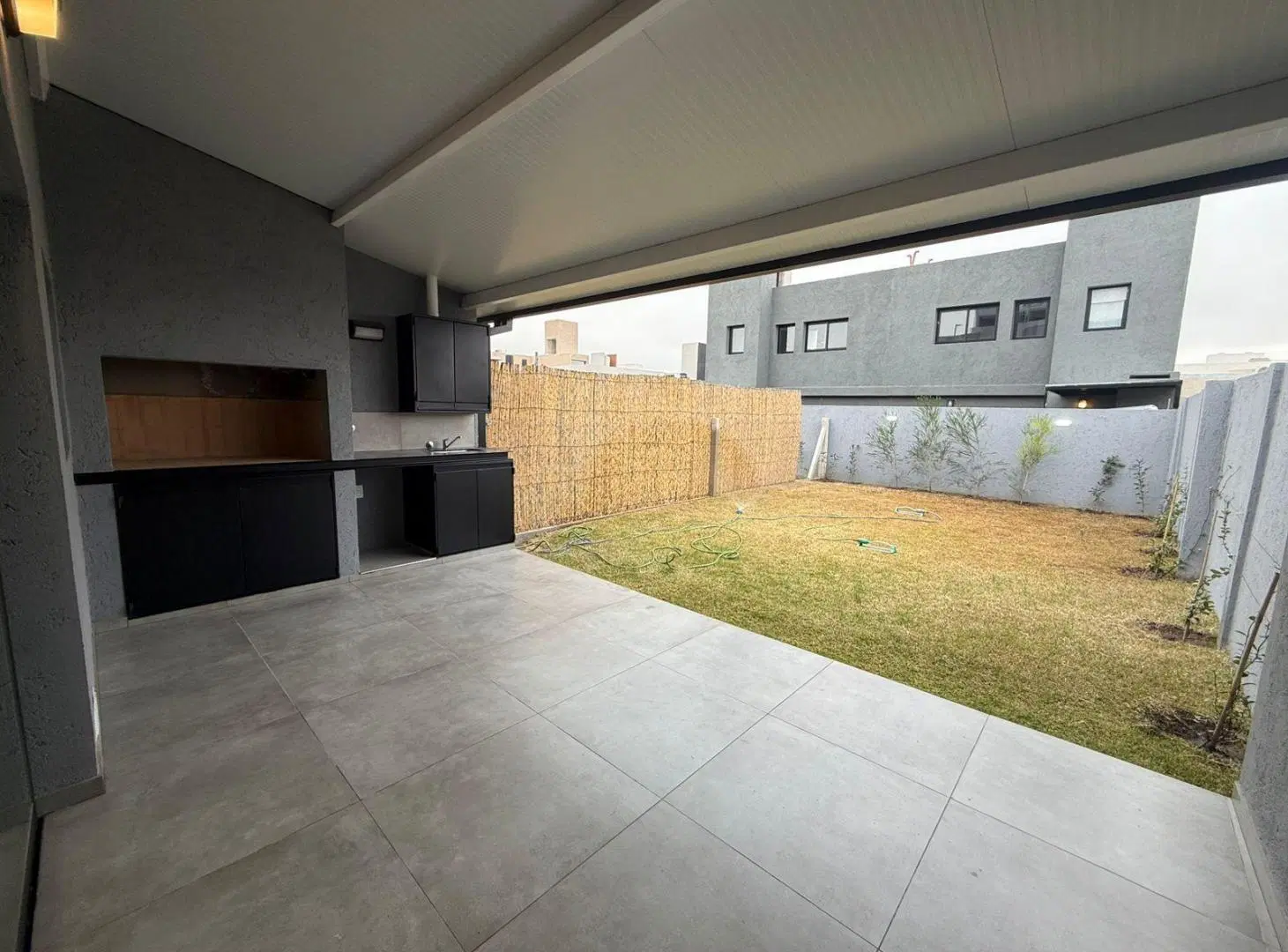Duplex categoria venta docta amplio 2 dormitorios escritorio 3