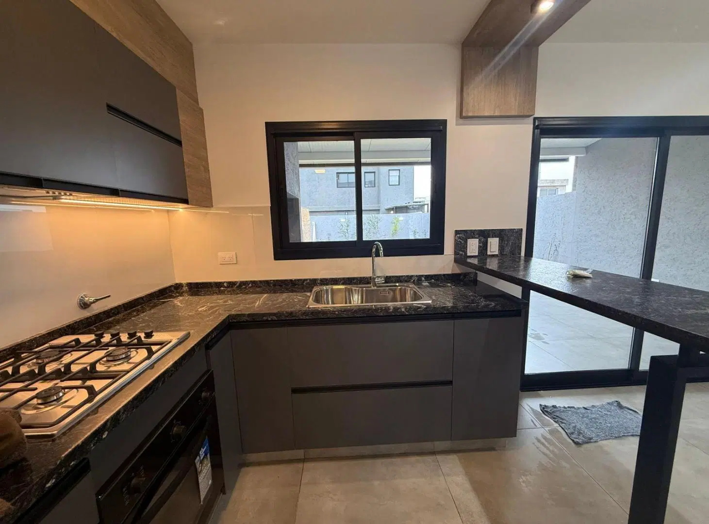 Duplex categoria venta docta amplio 2 dormitorios escritorio 5