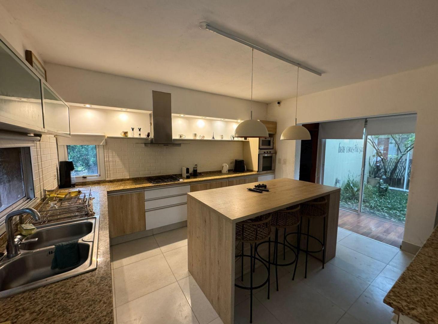 Foto de Casa en Venta en Fincas del sur 2, imagen 2