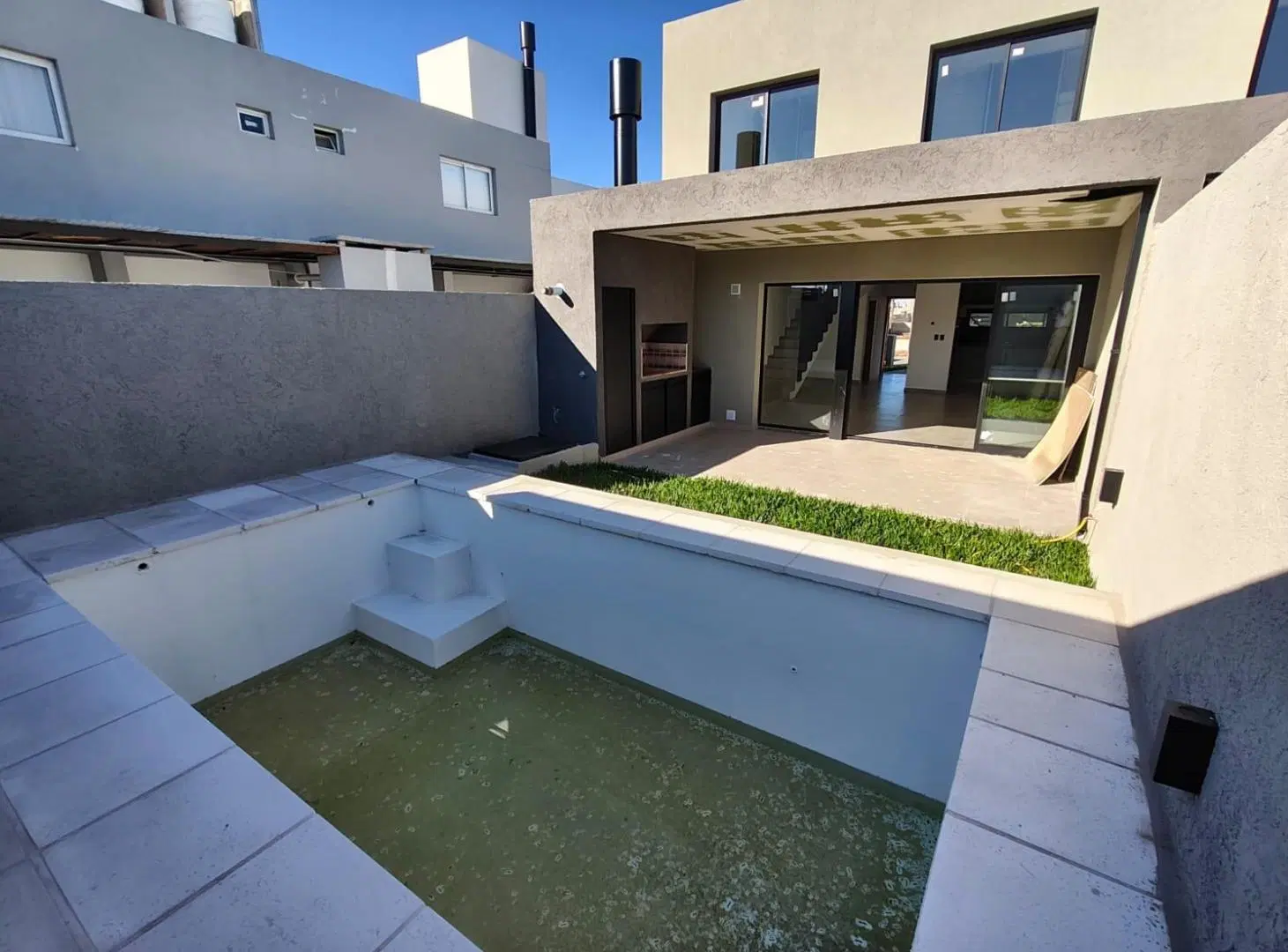 Duplex 3 dormitorios y Pileta en Quebradas de Manantiales 8