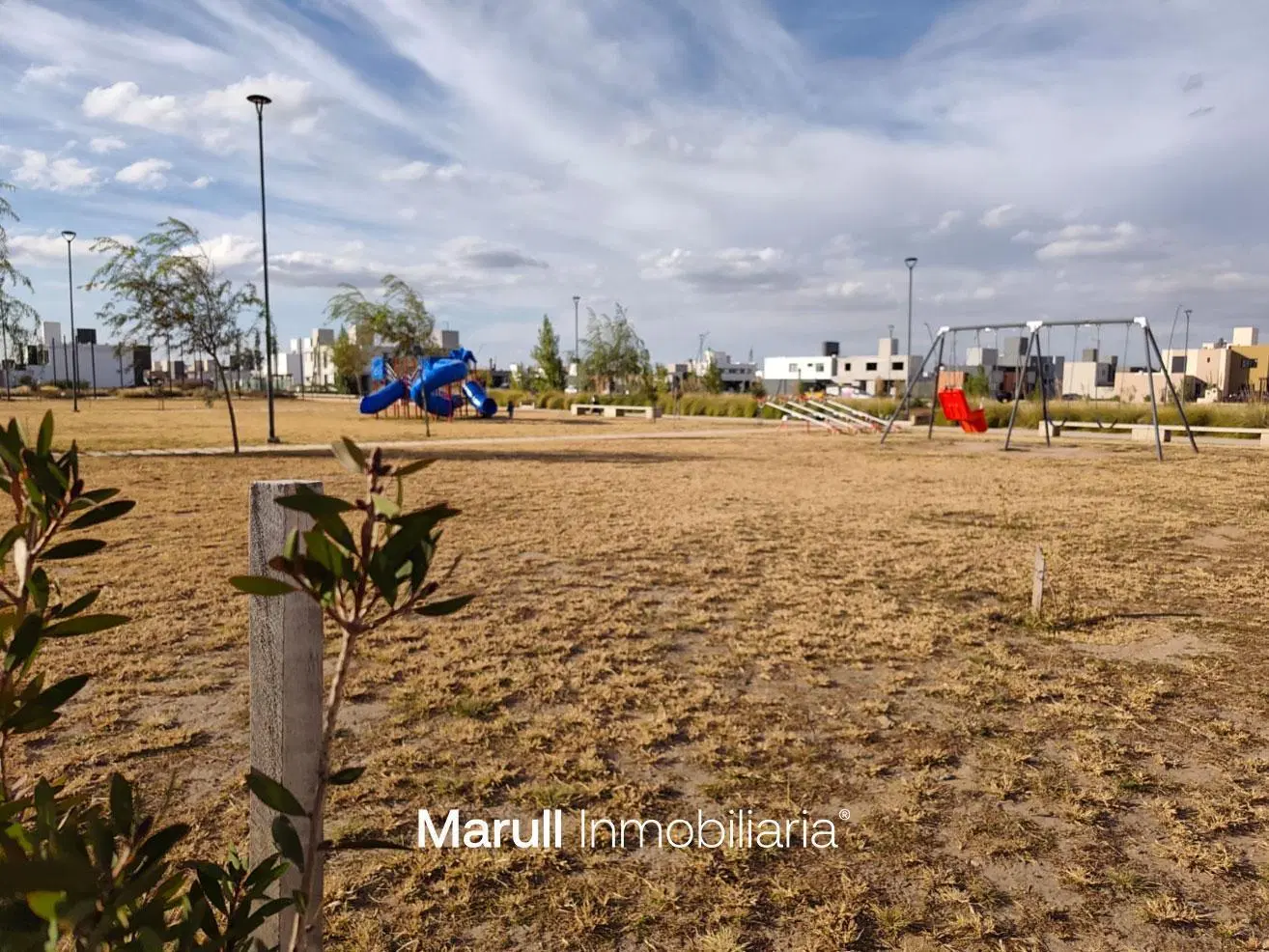 Lote Quebrada de Manantiales central 364m2 5