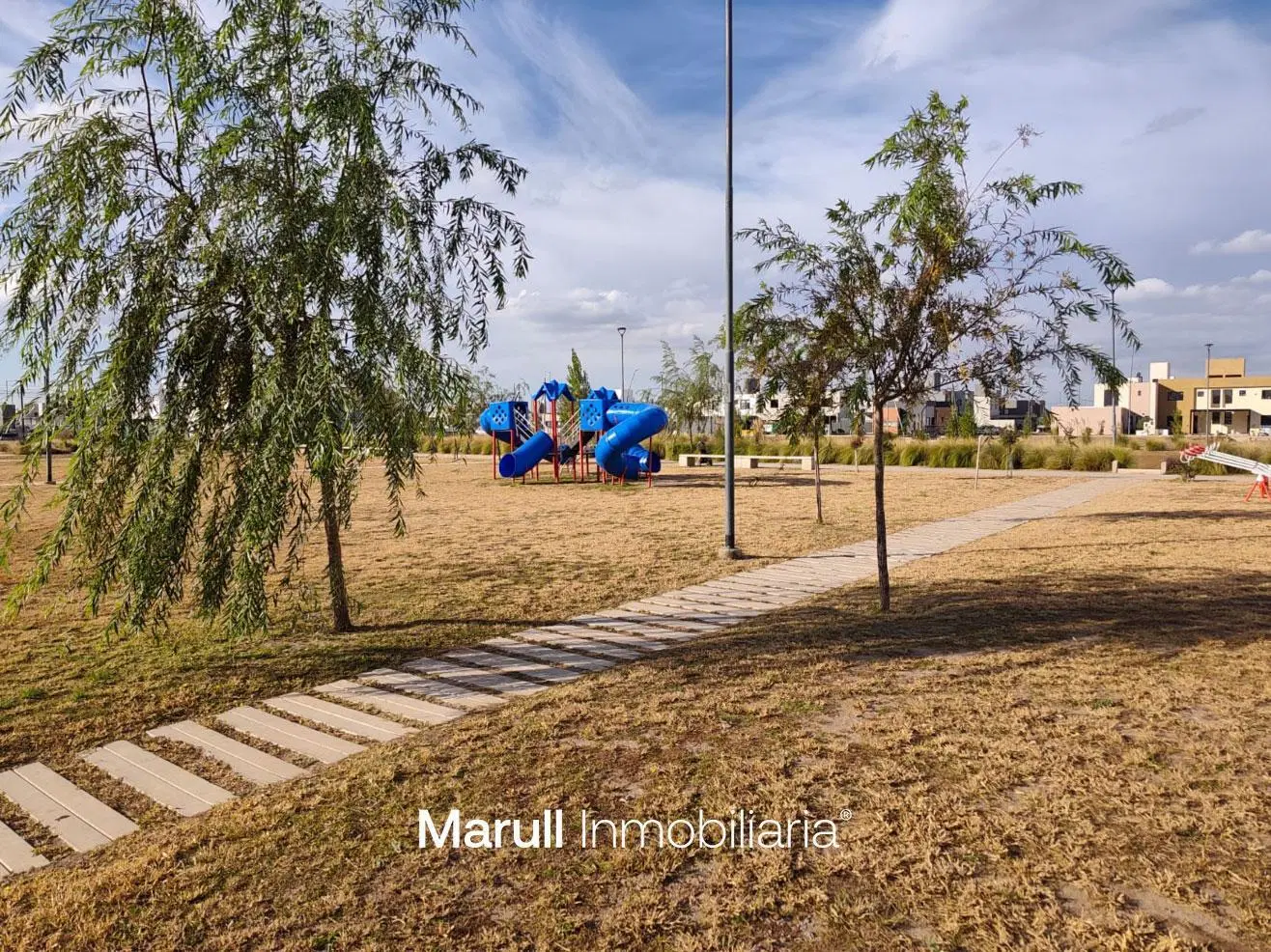 Lote Quebrada de Manantiales central 364m2 3