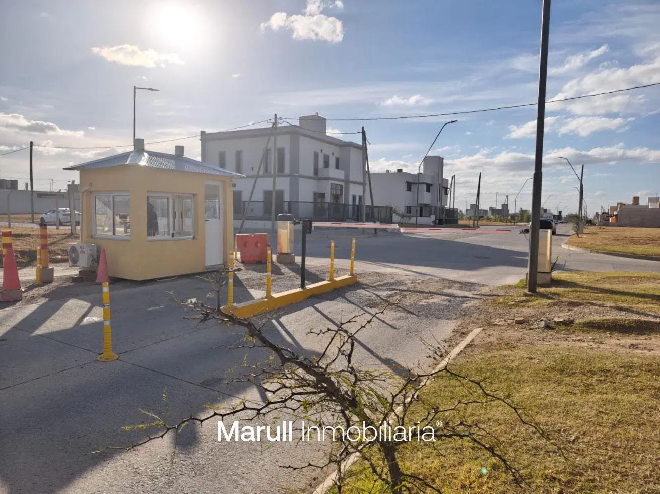 Lote Quebrada de Manantiales central 364m2 2