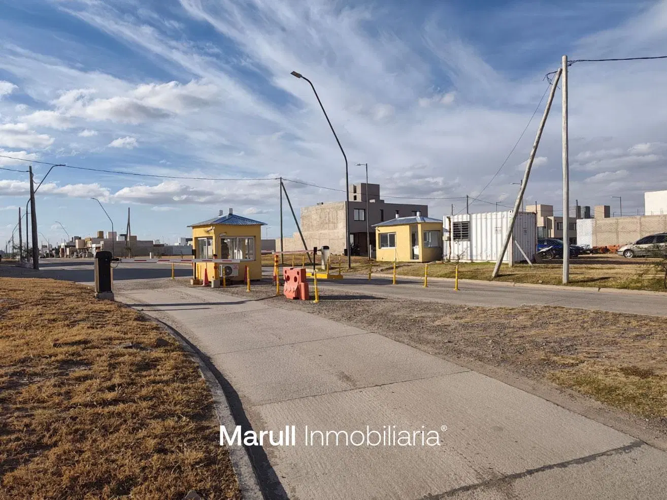 Lote Quebrada de Manantiales central 364m2 5