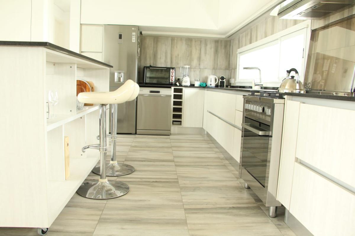 Casa en Venta, Barrancas de San Benito, Chapadmalal. 3