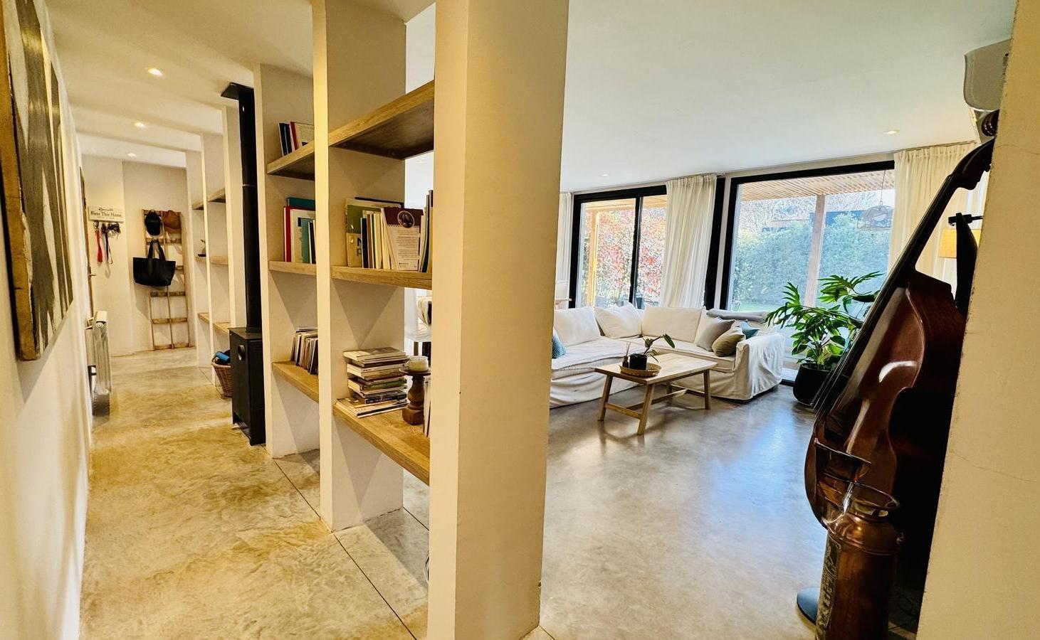 Foto de Casa 3 dormitorios con pileta — Lote 857 m² — Barrancas de San Benito, imagen 4