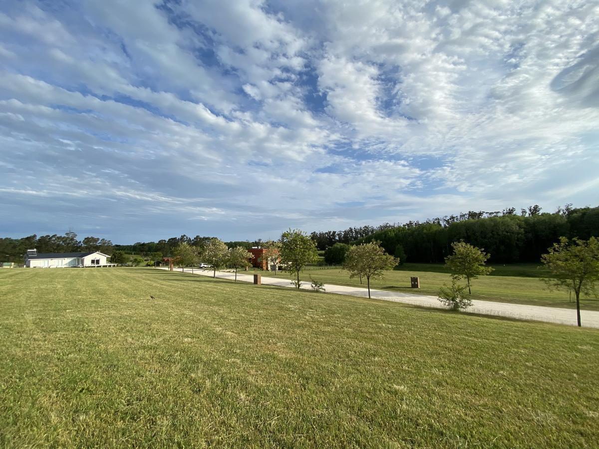 Foto de En Venta Lote 144, Barrancas de San Benito, Chapadmalal., imagen 3