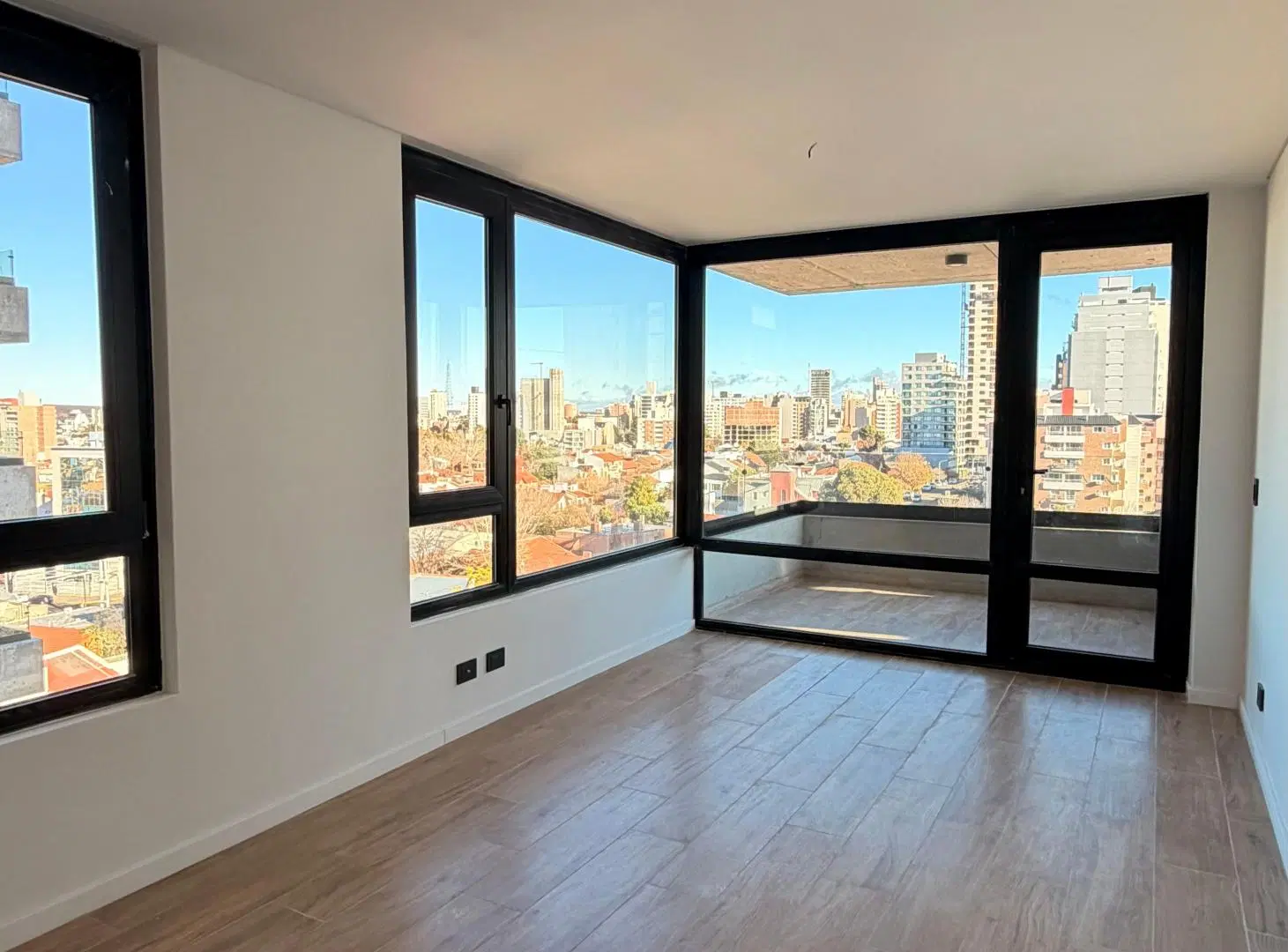 Mariana Alvarez | Profili Real Estate ALQUILA dpro. a estrenar en Torre Kuref 2 dorm! 5