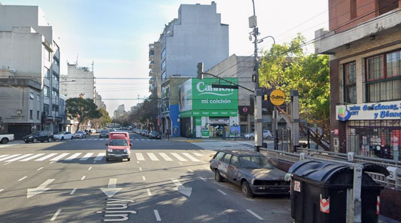 Venta TERRENO en ESQUINA - Av. Juan de Garay y Av. Jujuy