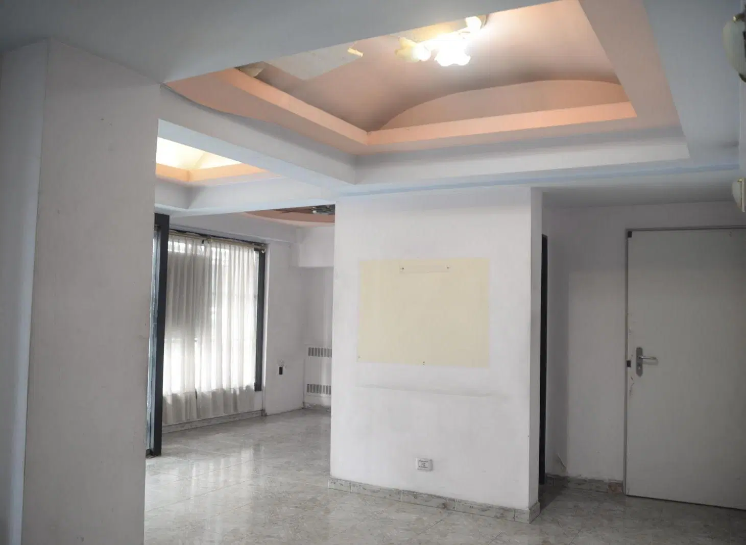 ALQUILER Edificio en Block. 2