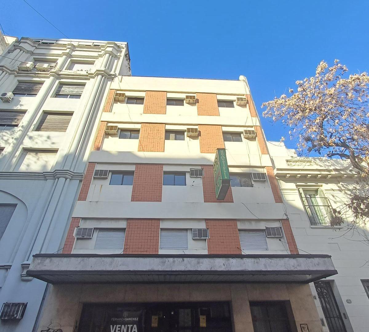ALQUILER Edificio en Block.
