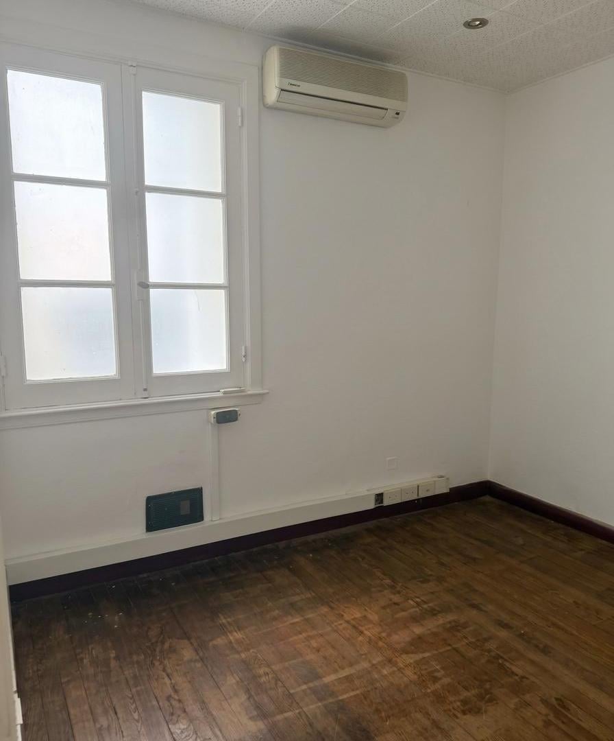Foto de Oficina en Microcentro en Alquiler Comercial, imagen 4
