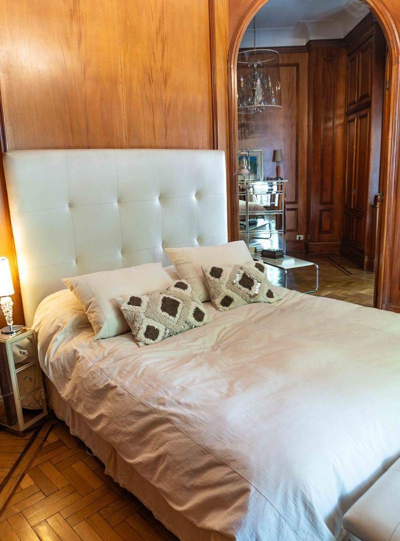 Foto de Venta de Departamento en Recoleta. Piso Francés Exclusivo, imagen 2