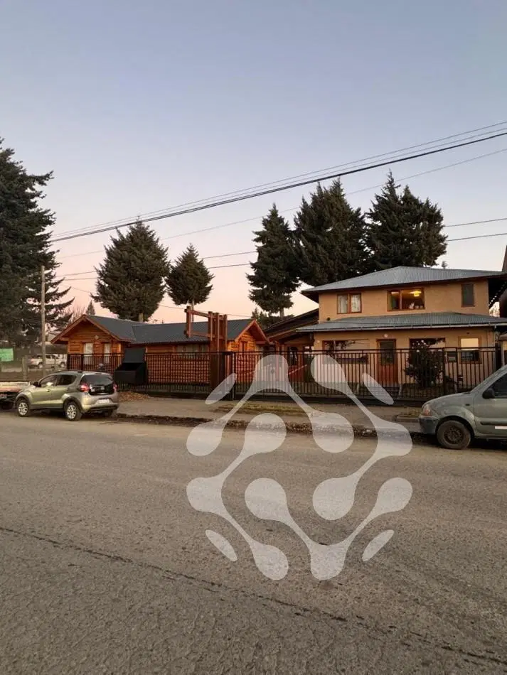 Lote amplio con departamento y oficinas para desarrollo 5