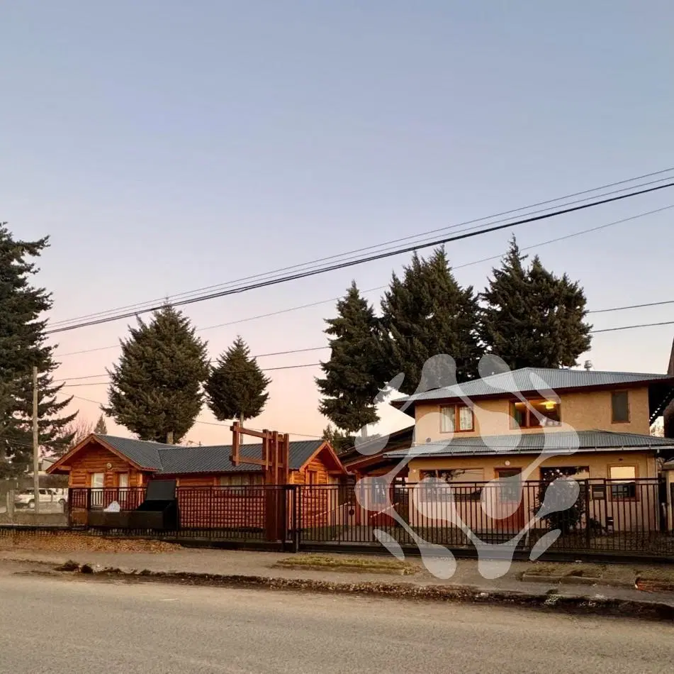 Lote amplio con departamento y oficinas para desarrollo 2