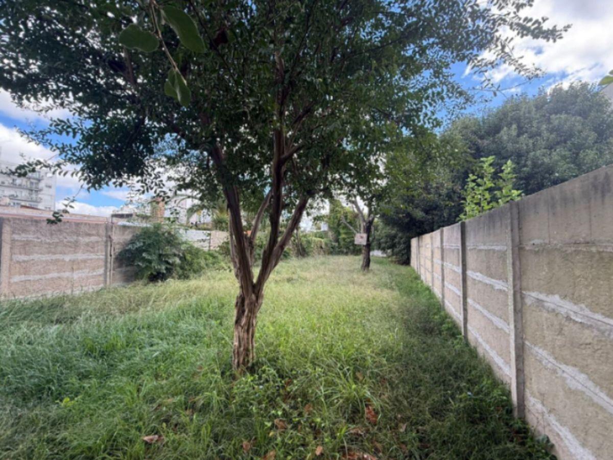 Casa a reciclar 2 dormitorios en venta en La Plata