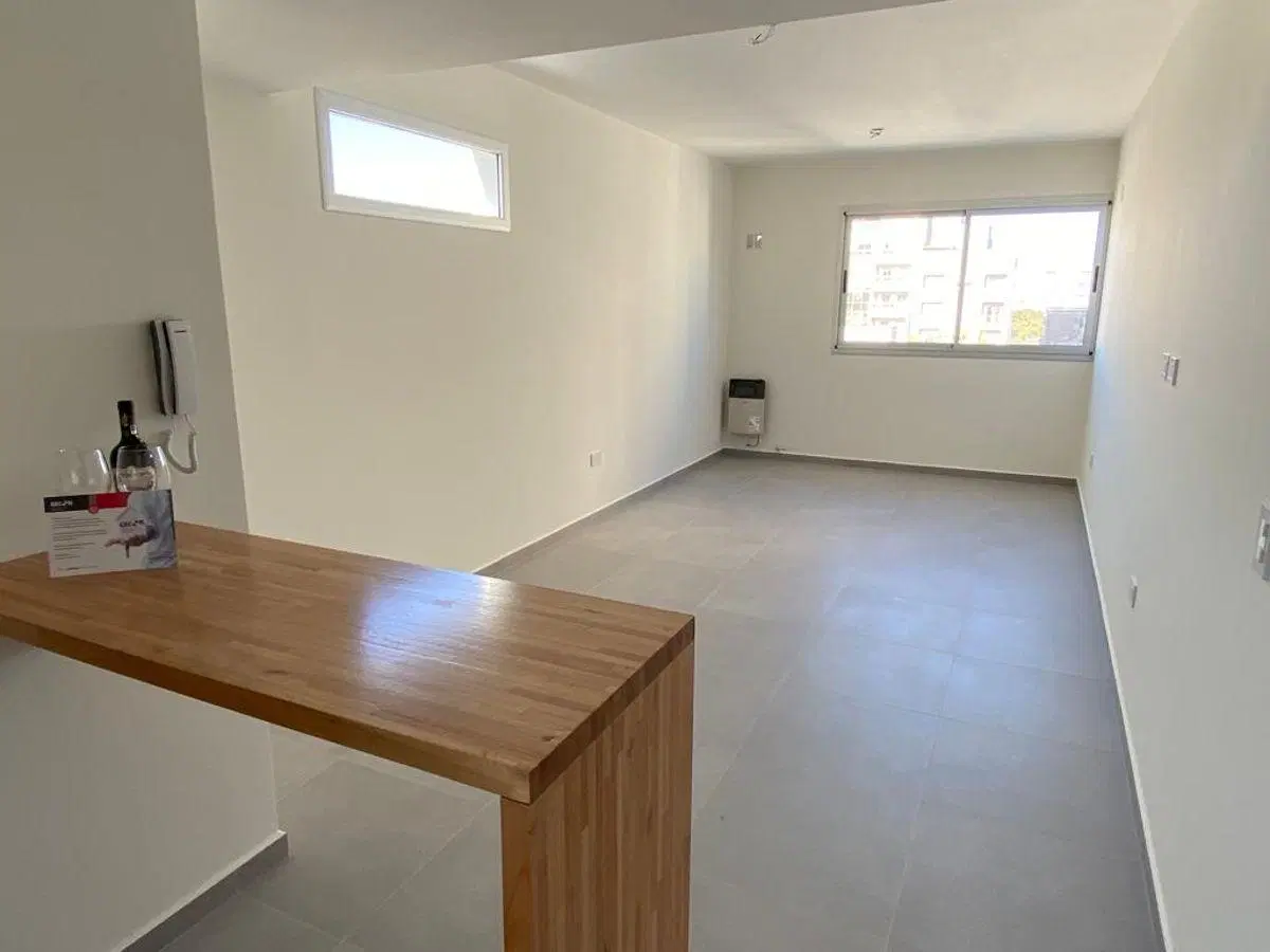 Departamento de 33 m² monoambiente en venta en La Plata 3