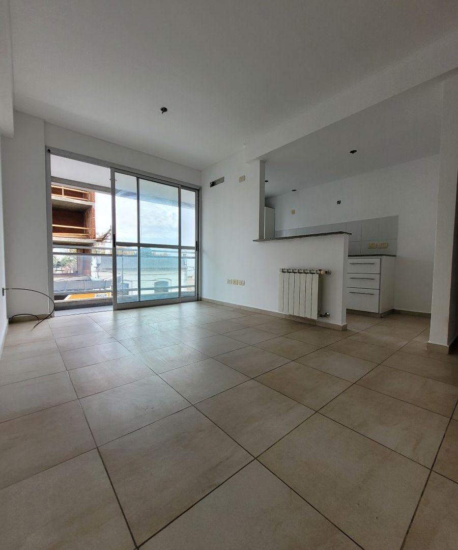 Foto de Departamento de 43 m² con 1 dormitorio en venta en La Plata, imagen 4