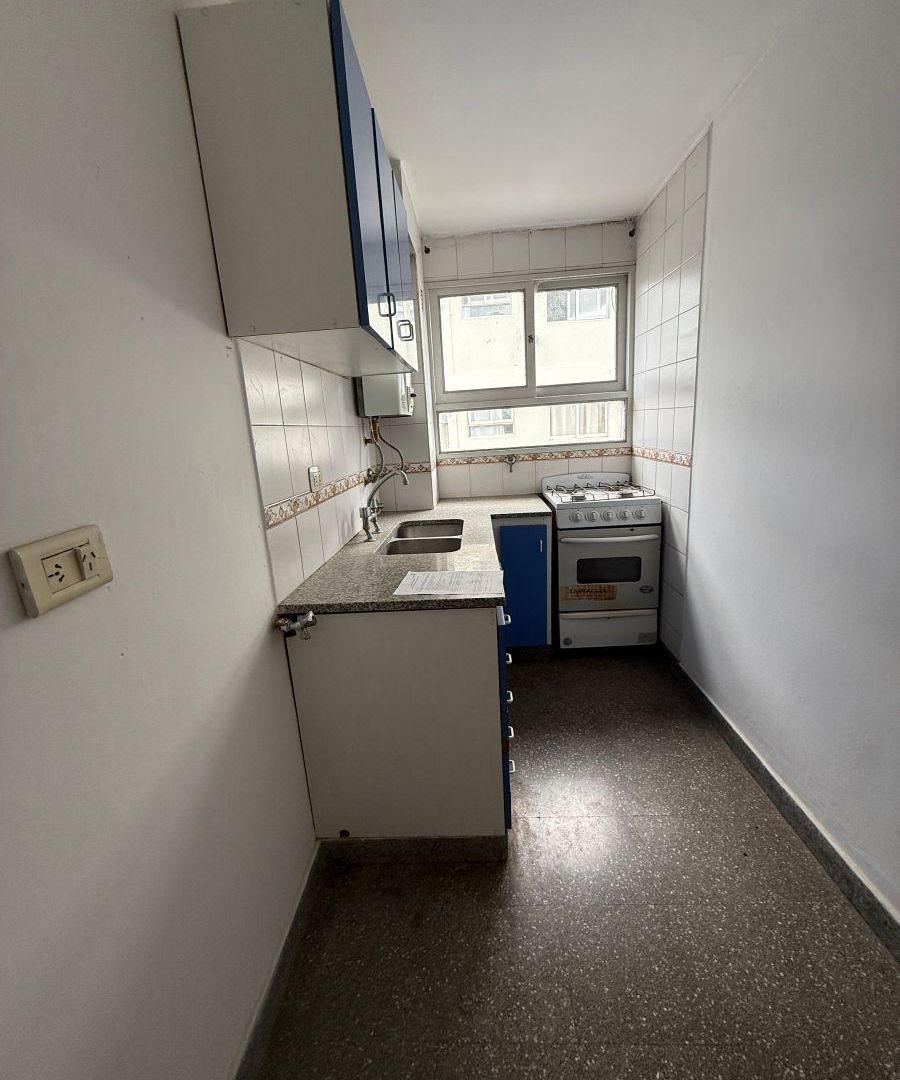 Foto de Departamento 1 dormitorio CON COCHERA en venta en La Plata, imagen 4