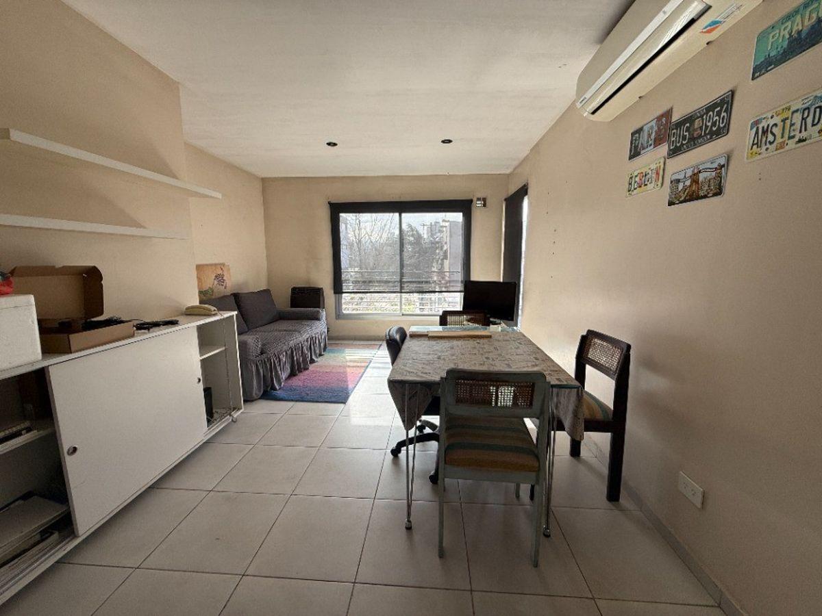 Foto de Departamento de 46 m² con 1 dormitorio en alquiler en La Plata, imagen 2