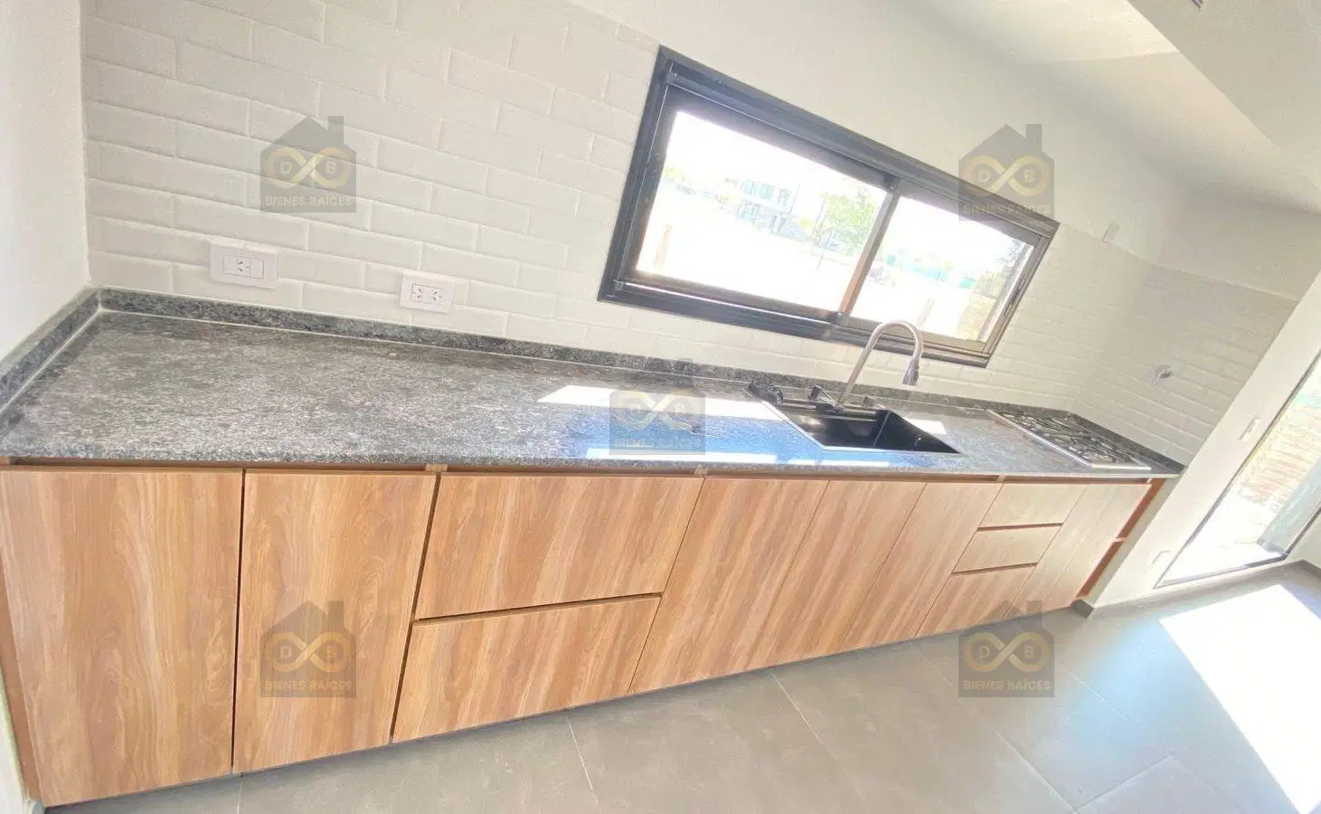 Casa  en Venta en Santa Sofía, Pilar del Este, Pilar 5