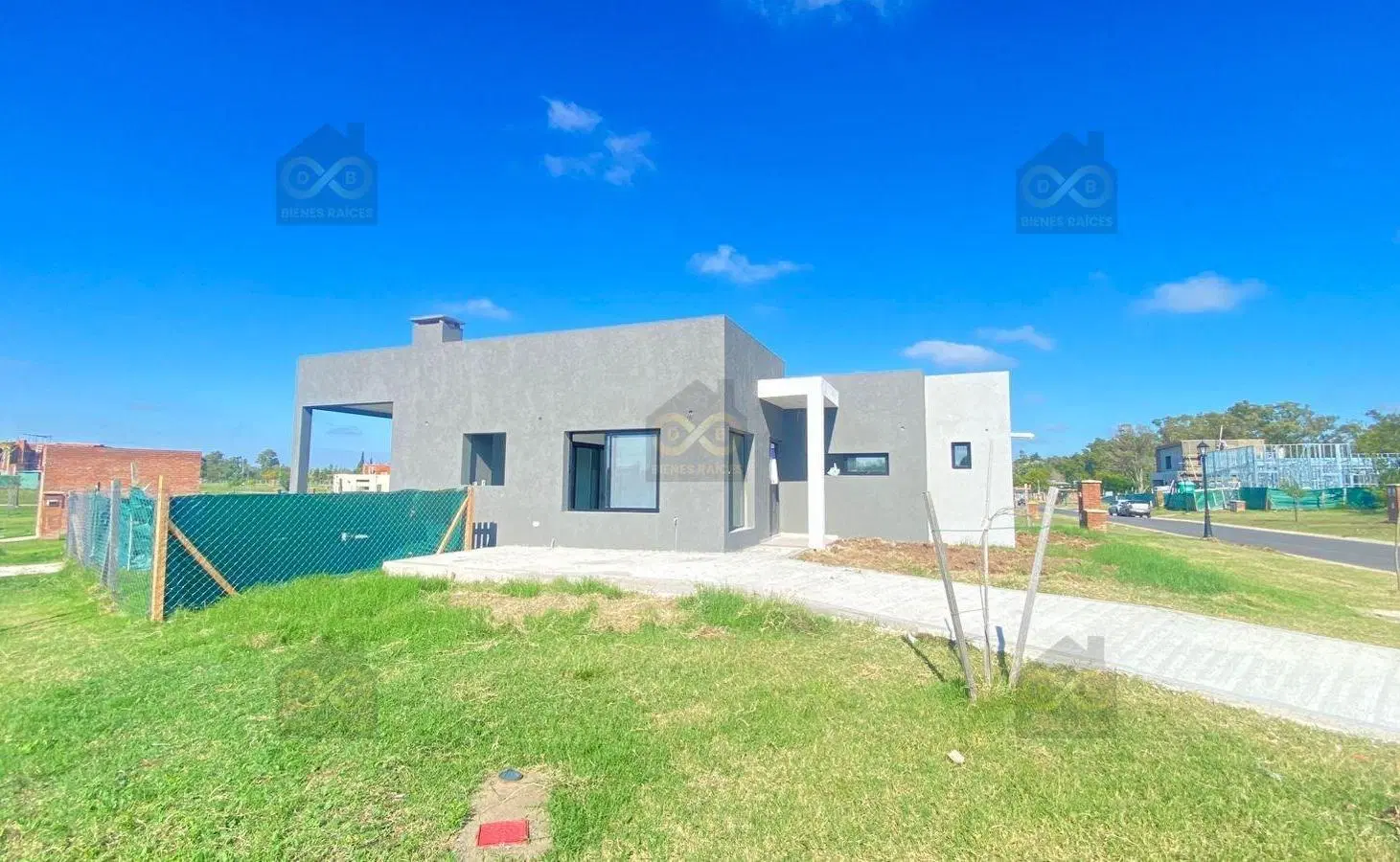 Casa  en Venta en Santa Sofía, Pilar del Este, Pilar 2
