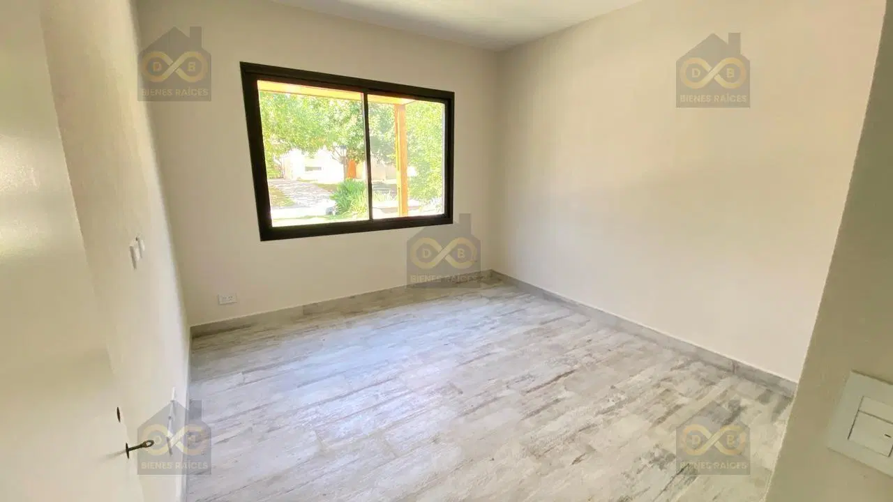 Casa  en Venta en Santa Guadalupe, Pilar del Este, Pilar 4