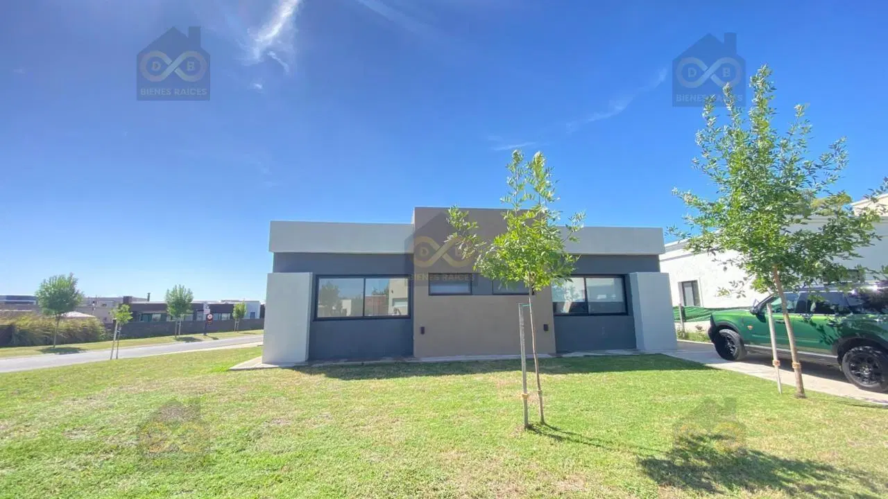 Casa en Venta en Santa Lucia, Pilar del Este, Pilar 4