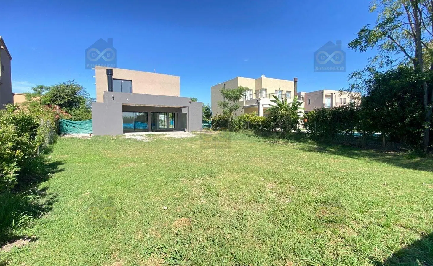 Casa en Venta en Santa Lucia, Pilar del Este, Pilar 5