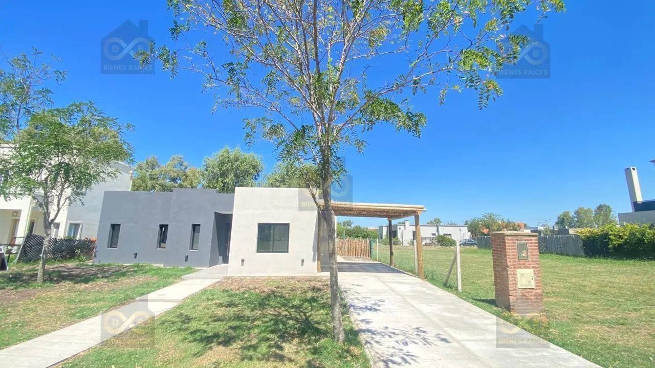 Casa en Venta en Santa Emilia, Pilar del Este, Pilar 1