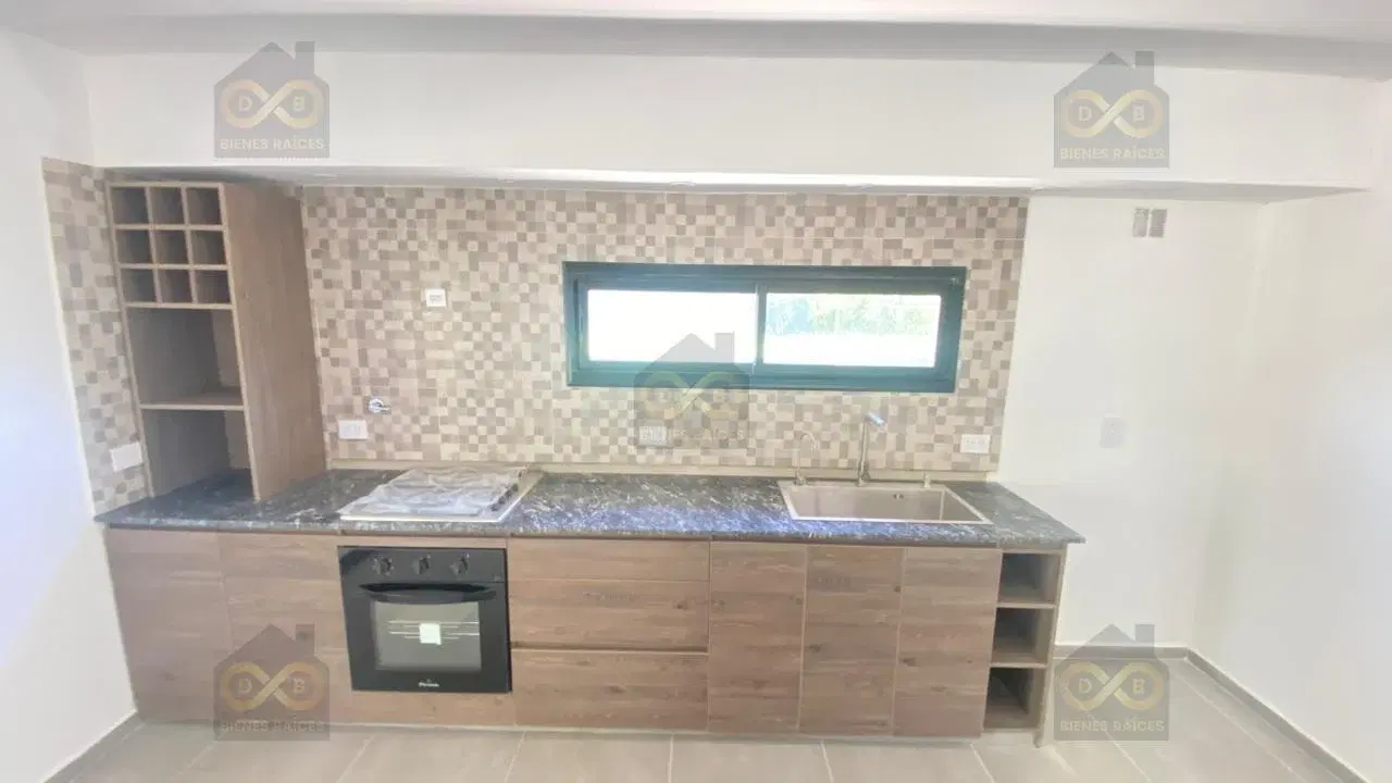 Casa en Venta en Santa Emilia, Pilar del Este, Pilar 3