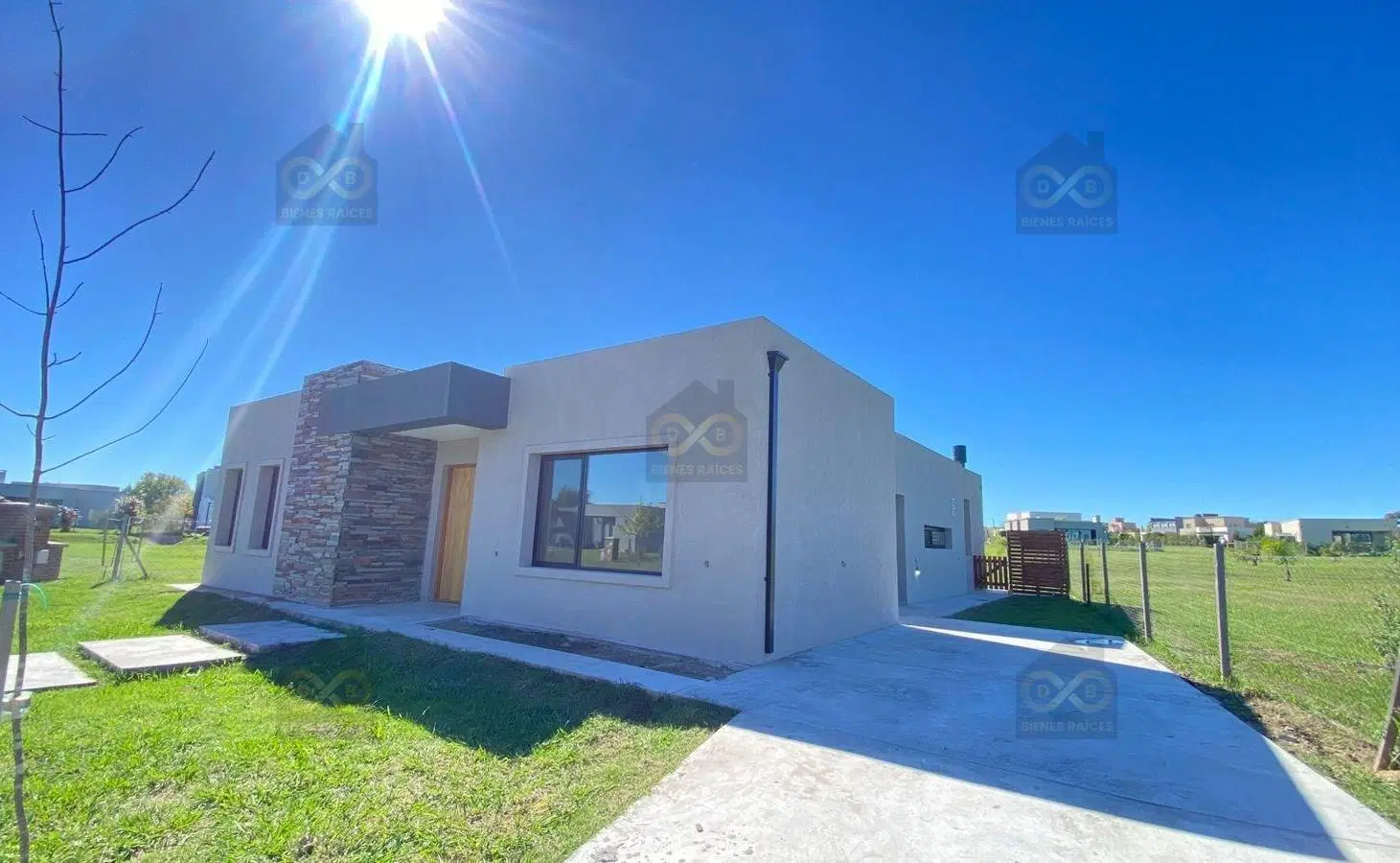 Casa en Venta en Santa Lucia, Pilar del Este, Pilar 1