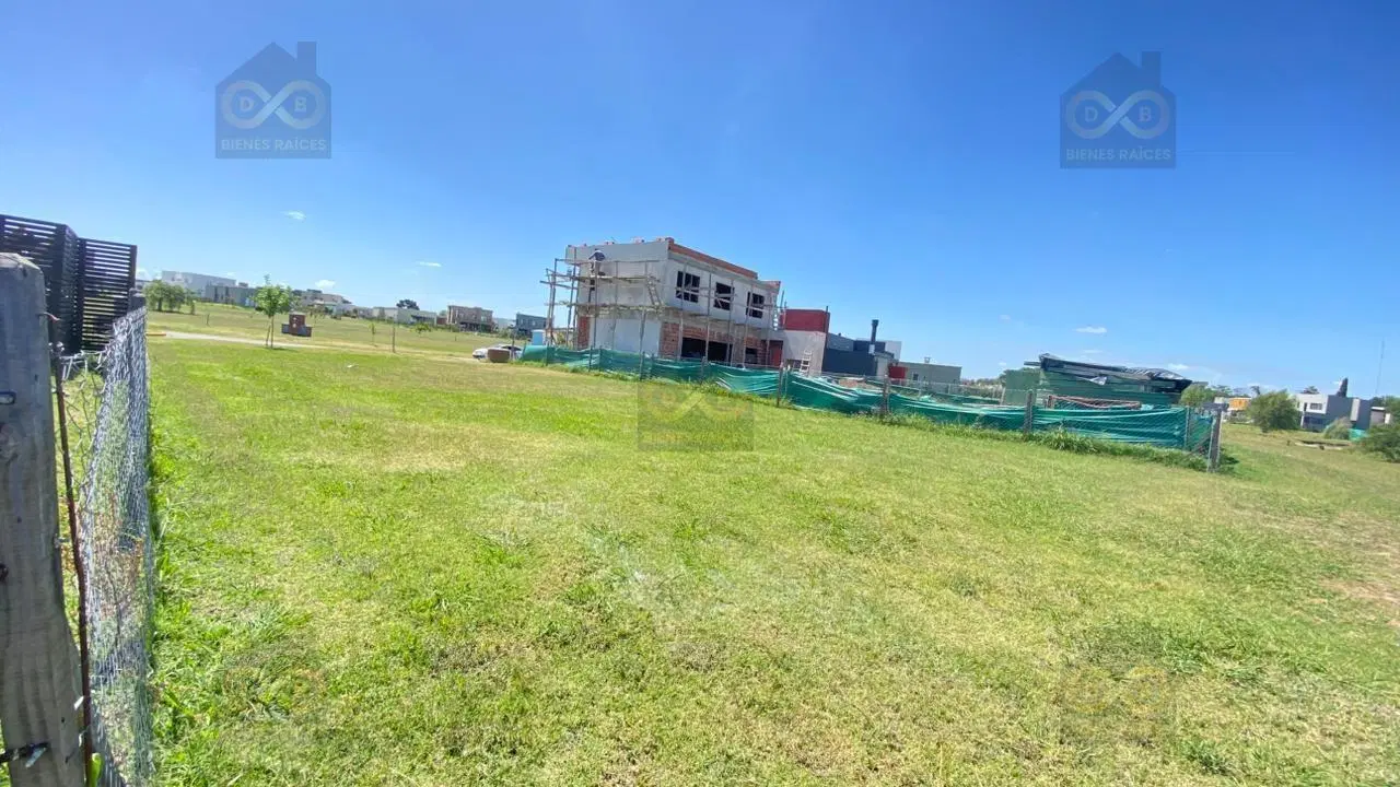 Terreno Lote en Venta en Santa Lucia, Pilar del Este, Pilar 3