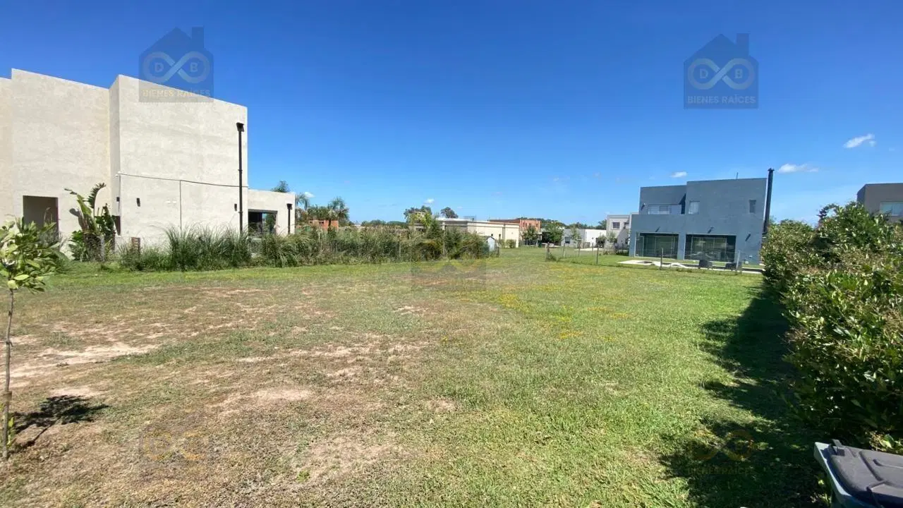 Terreno Lote en Venta en Santa Lucia, Pilar del Este, Pilar 1