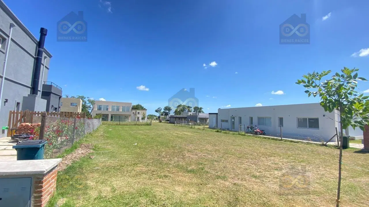 Terreno Lote en Venta en Santa Lucia, Pilar del Este, Pilar 2