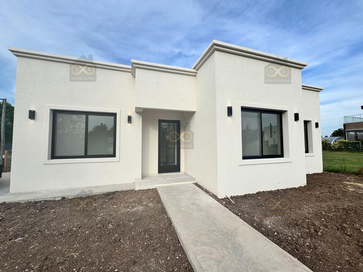 Casa en Venta en Santa Elisa, Pilar del Este, Pilar