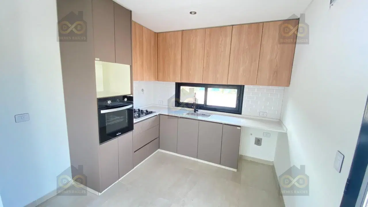 Casa  en Venta en Santa Elisa, Pilar del Este, Pilar 4