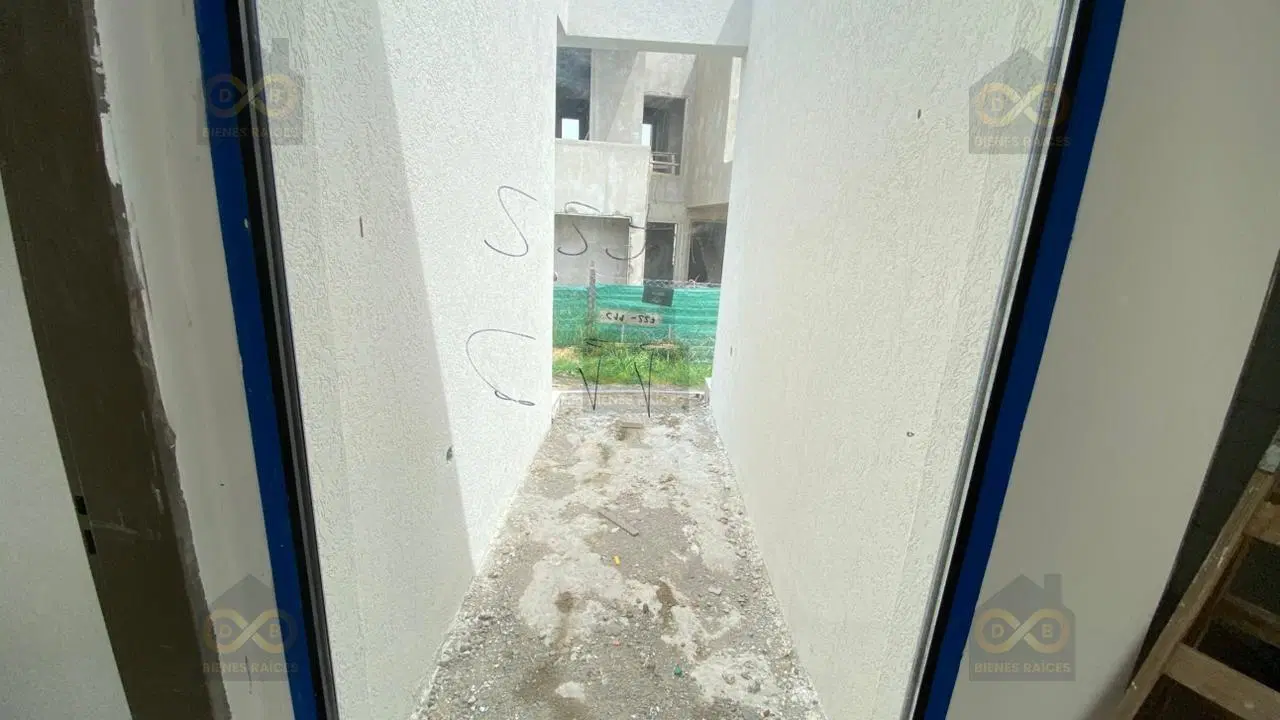 Casa  en Venta en Santa Lucia, Pilar del Este, Pilar 2