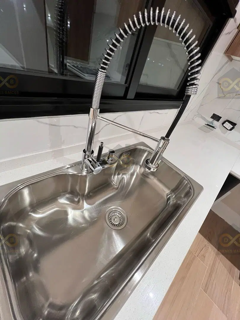 Casa  en Venta en Santa Lucia, Pilar del Este, Pilar 4