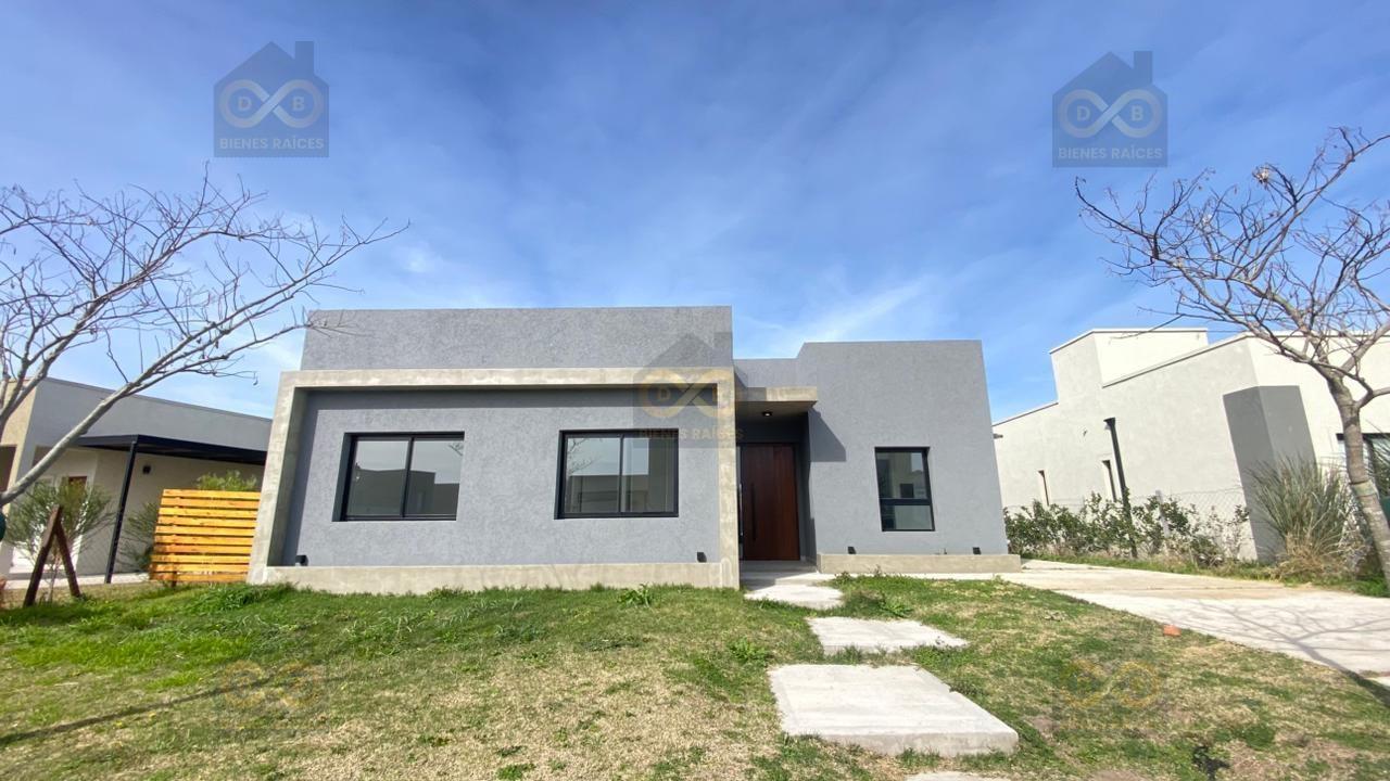 Casa en Venta en Santa Elena, Pilar del Este, Pilar