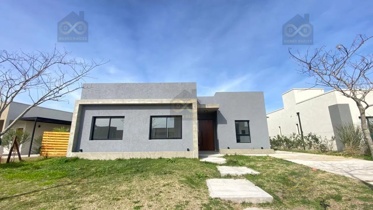 Casa  en Venta en Santa Elena, Pilar del Este, Pilar 4