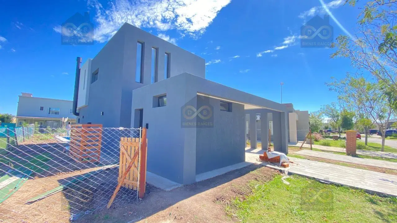 Casa  en Venta en San Ramón, Pilar del Este, Pilar 2