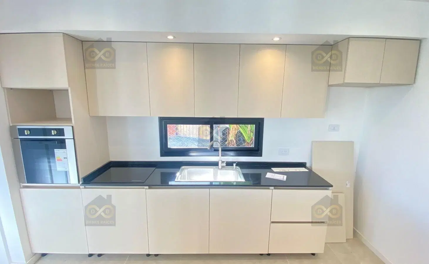 Casa  en Venta en Santa Elena, Pilar del Este, Pilar 3