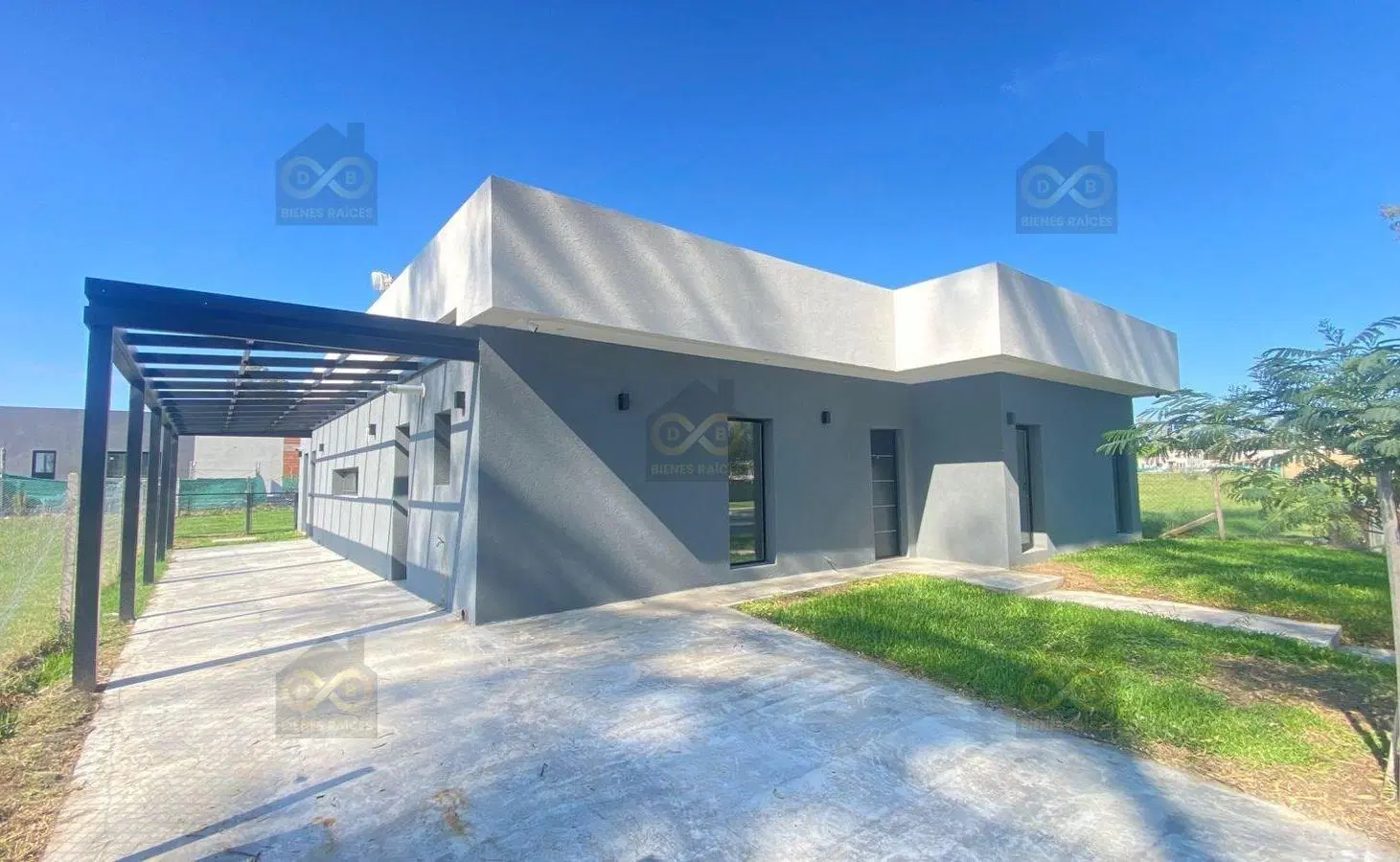 Casa  en Venta en Santa Sofía, Pilar del Este, Pilar 5