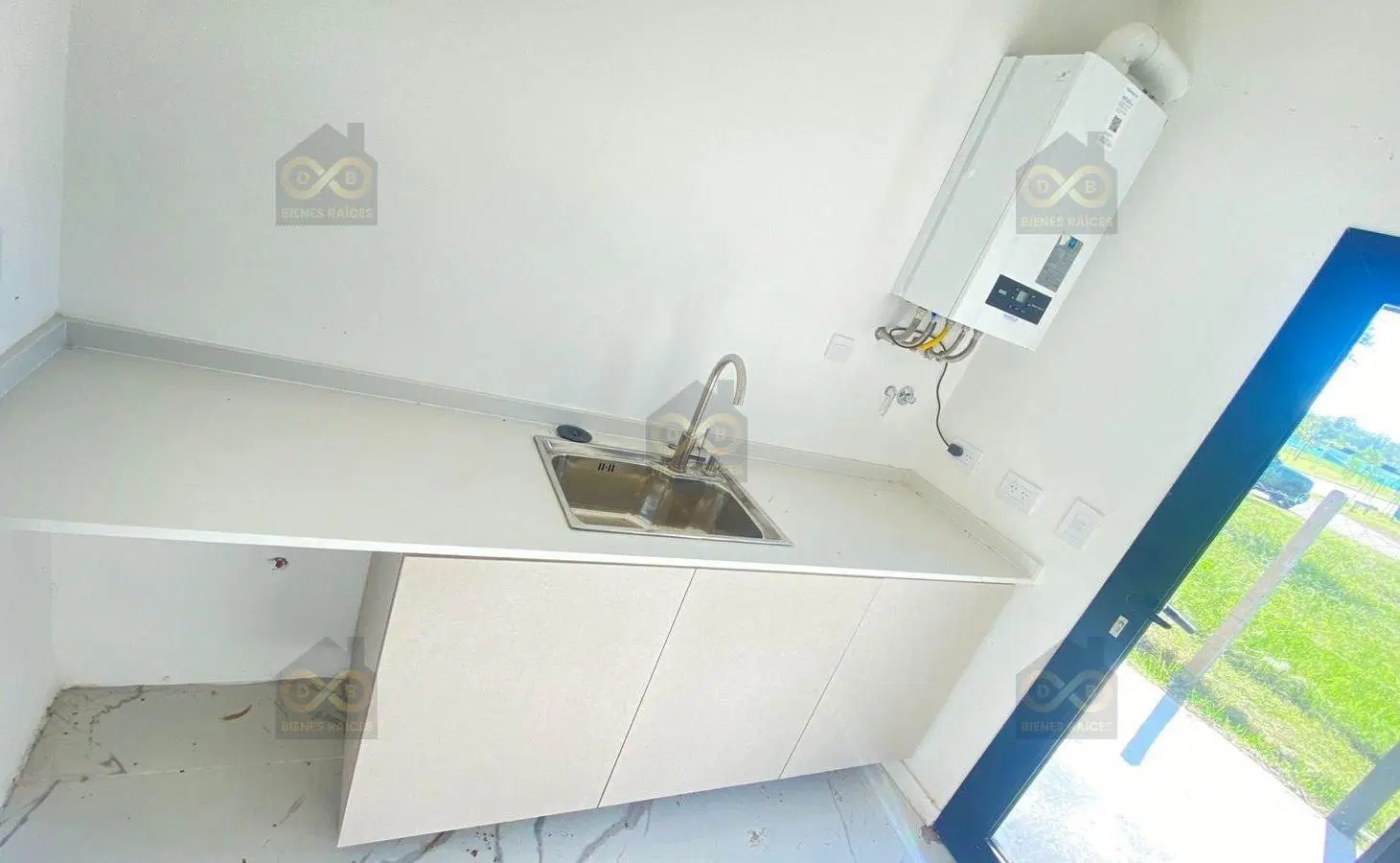 Casa  en Venta en Santa Sofía, Pilar del Este, Pilar 3